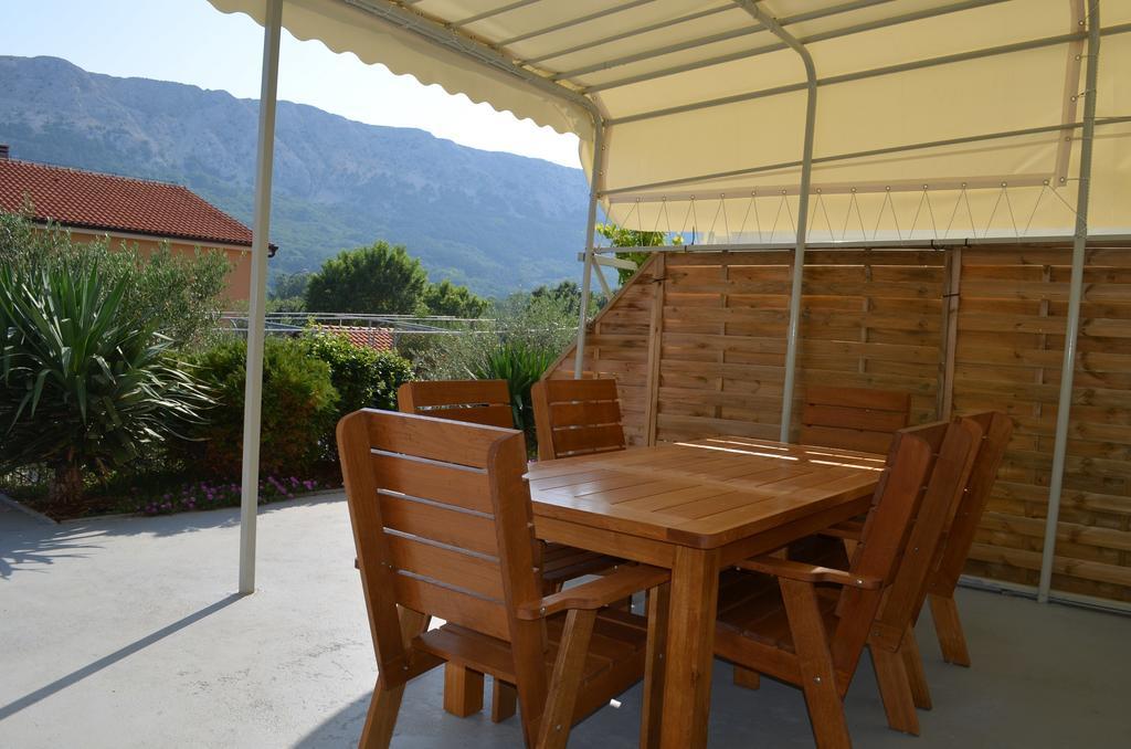 Apartments Buljan Baška Стая снимка
