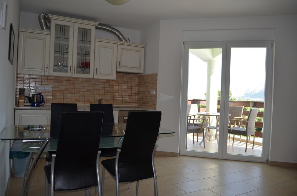 Apartments Buljan Baška Стая снимка