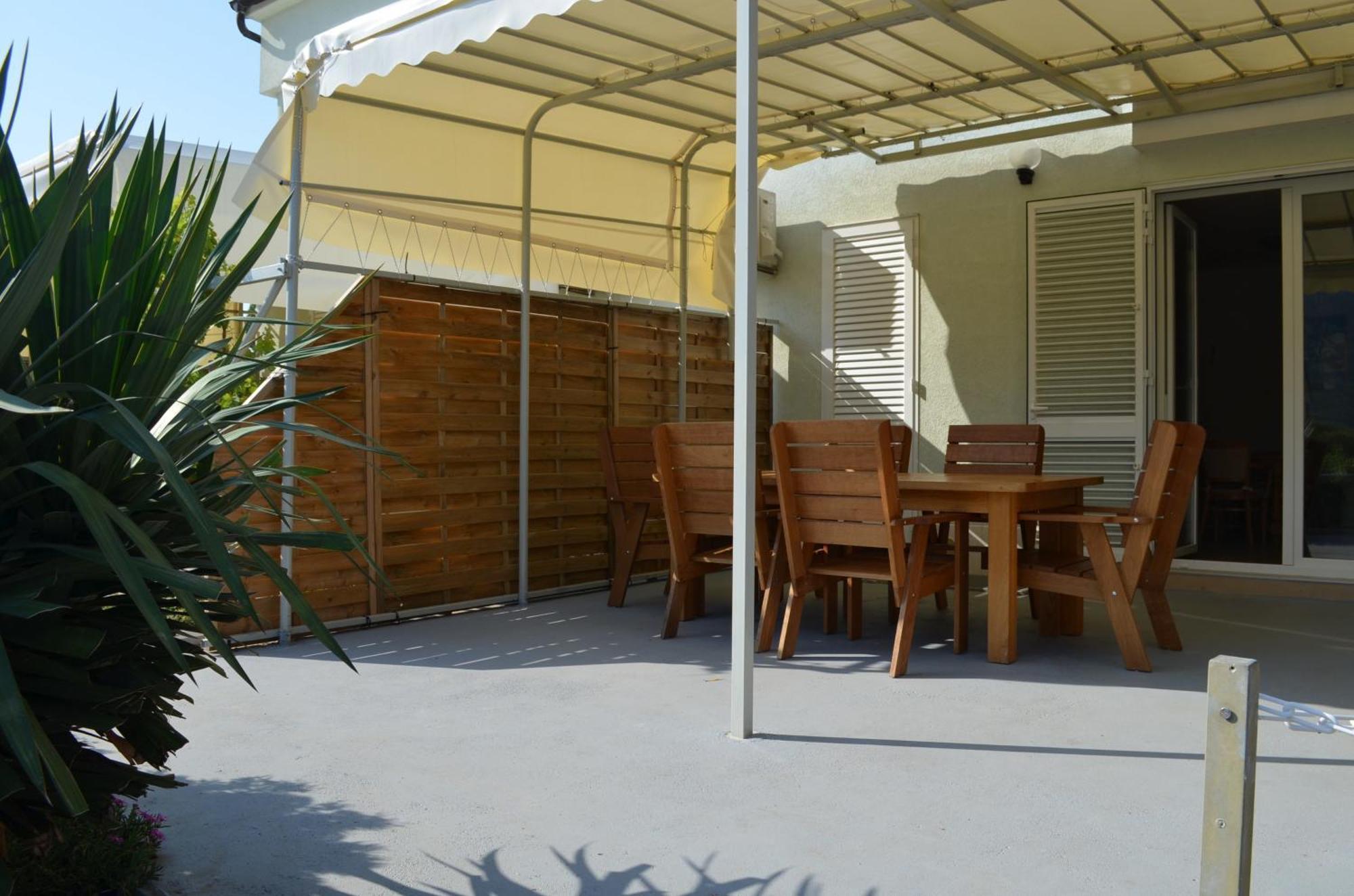 Apartments Buljan Baška Стая снимка