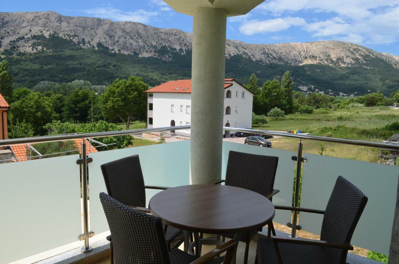 Apartments Buljan Baška Екстериор снимка