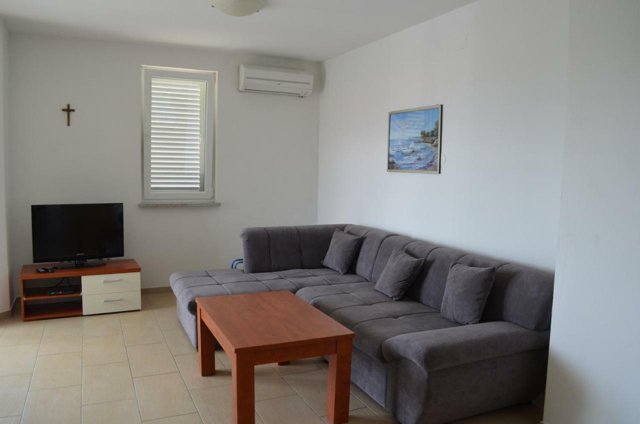 Apartments Buljan Baška Екстериор снимка